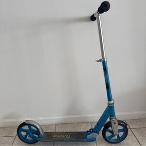 Razor Blue and Silver Kids Scooter